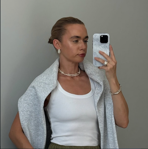 {{variant_option_1}}